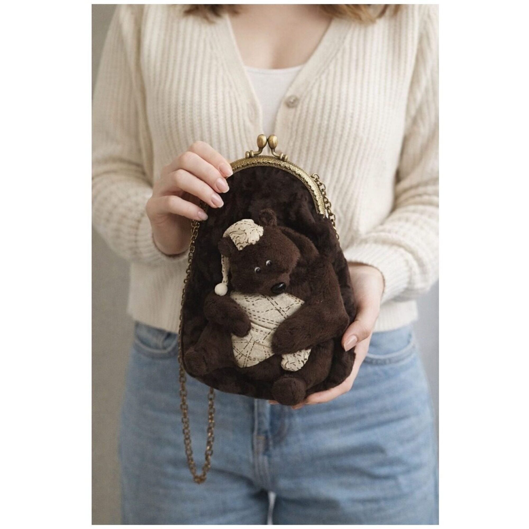 Bag with a bear